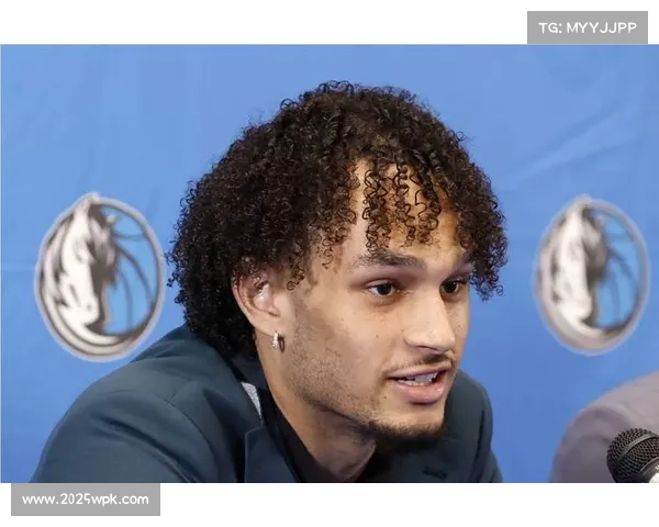 独行侠中锋莱夫利将因伤缺席较长时间,本赛季仅出战7场 独行侠中锋莱夫利将因伤缺席较长时间,本赛季仅出战7场